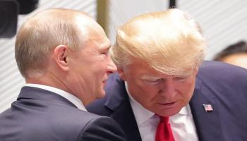 دونالد ترامب وفلاديمير بوتين/ميخائيل كليمانتييف/Getty