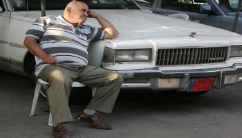 سائق تاكسي في بيروت (حسين بيضون)