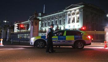 توقيف رجل هاجم شرطيين أمام قصر باكينغهام في لندن/سياسة/Getty