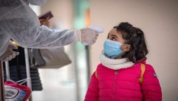 المغرب يكافح فيروس كورونا بإغلاق المدارس (فاضل سنة/فرانس برس)