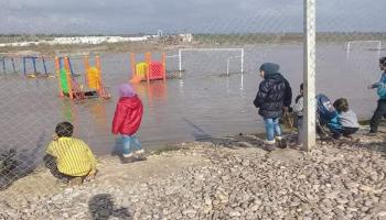 فيضان نهر عفرين يهدد المخيمات (فيسبوك)