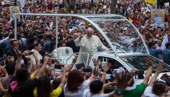 البابا في الفلبين