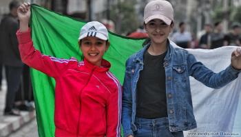 أطفال في تحركات الجزائر 1 - مجتمع