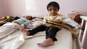 اصابات بالكوليرا في اليمن (محمد حويس/فرانس برس)