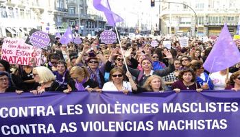 إسبانيا- مجتمع- تظاهرة ضد العنف ضد المرأة -11-8