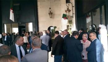 نواب يغلقون البرلمان الجزائري/العربي الجديد