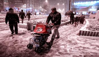 الثلوج في اسطنبول-اقتصاد-7-1-2017 (صالح زكي/الأناضول)