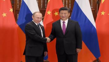الرئيسان الصيني شي جين بينغ والروسي بوتين(لينتاو زانغ/Getty)