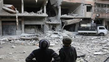 قصف الغوطة/سياسة/عبد المنعم عيسى/فرانس برس