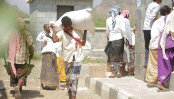 الجوع يهدد 13 مليون شخص في اليمن(تويتر)