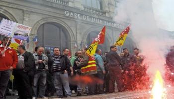 اضراب عمال السكك الحديدية فرنسا