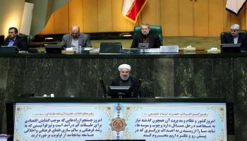 إيران/اقتصاد/حسن روحاني في البرلمان الإيراني/21-06-2016 (الأناضول)