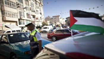 تحقيق الاعفاءات الفلسطينية غير القانونية