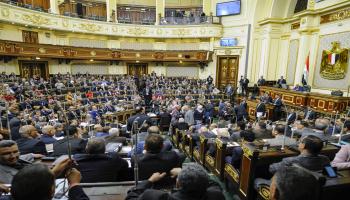 جلسة البرلمان المصري لمناقشة التعديلات الدستورية (فرانس برس)