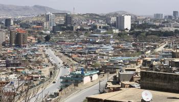شوارع العاصمة الأفغانية كابول خالية بسبب كورونا (Getty)