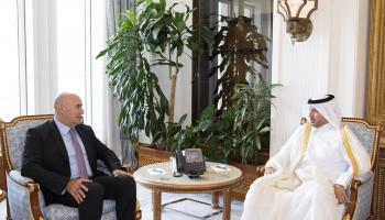 رئيس الوزراء القطري ووزير الاستثمار الأردني(قنا)