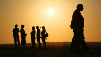 سياح في صحراء موريتانيا - مجتمع