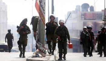إصابة فلسطينيين بمواجهات مع جيش الاحتلال الإسرائيلي شمال القدس