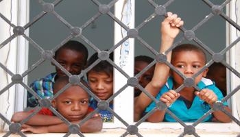 أطفال في مدينة سرت الليبية (حسام تركيا/فرانس برس)