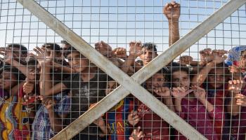 أطفال عراقيون نازحون من الموصل (محمد الشاهد/فرانس برس)