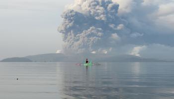 ثورة البركان تال في الفيليبين (تيد ألجيب/فرانس برس)