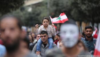 لبنان ينتفض (حسين بيضون)