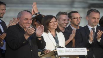 فوز الاشتراكية آن هيدالغو في انتخابات باريس-فرانسوا بولتوتو/الأناضول