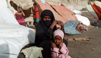 في اليمن نزحو إلى الخيم هرباً من الالم