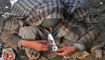 مخدرات في أفغانستان/مجتمع/22-10-2016 (نور الله شرزادا/ فرانس برس)
