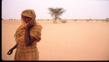 سيدة موريتانية بيعت كعبدة في الصحراء (مالكولم لينتون/Getty)