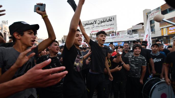 صدامات بين الأمن ومتظاهرين في الناصرية تزامناً مع وصول وفد الكاظمي
