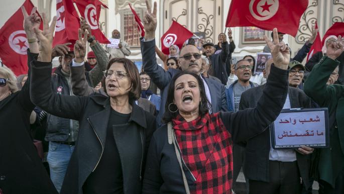 قيس سعيّد يقود تونس نحو العزلة الدولية