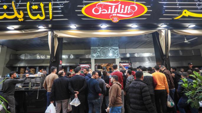 1E3A1124 - انتعاش المطاعم في قطاع غزة... استثمارات تحتمي بالاستهلاك