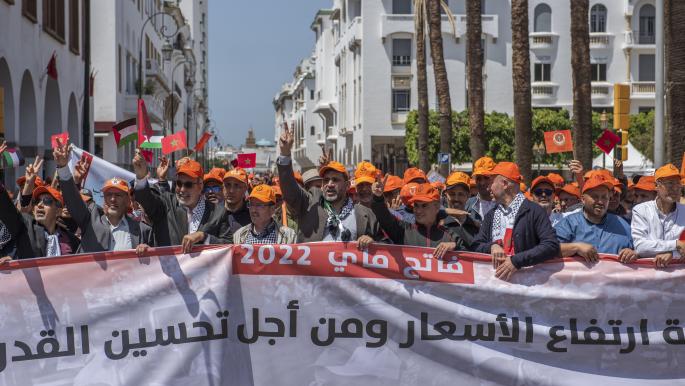 زيادة أجور عمال المغرب مقابل تمرير ثلاثة ملفات شائكة