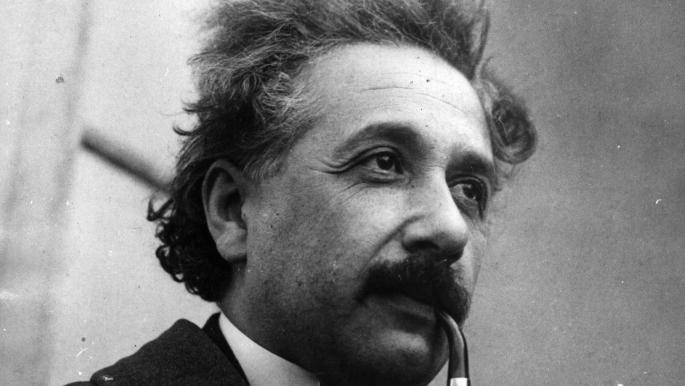 آينشتاين والقنبلة... كلاهما ينفجر وأحدهما يشعر بالذنب