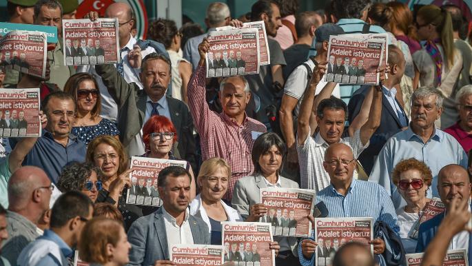 845513888 - المحكمة الأوروبية لحقوق الإنسان تدين تركيا لحبسها صحافيي &quot;جمهورييت&quot;