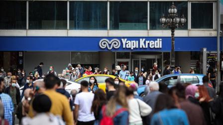بنك يابي كريدي في تركيا، أنقرة 6 مايو 2021 (Getty)