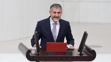 وزير المالية التركي نور الدين النبطي (الأناضول)