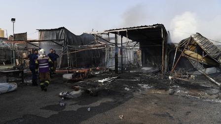 خلف حريق سوق الخيام في الكويت دمارا كبيرا (تويتر)