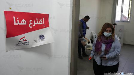 تصويت موظفي الانتخابات اللبنانية (حسين بيضون)
