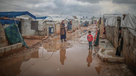 مخيم للنازحين السوريين في إدلب (محمد سعيد/ الأناضول)