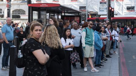 االإضرابات تخلق فوضى في لندن وتكدس في محطات الباصات  (getty)