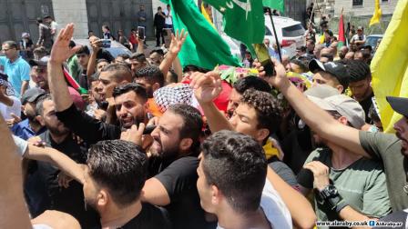 تشييع جثمان الشهيد الفتى الفلسطيني أمجد أبو عليا/سياسة/العربي الجديد