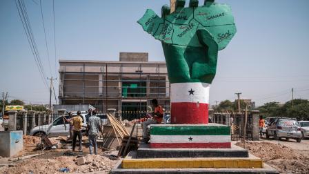 نصب تذكاري للاستقلال في ارض السودان (فرانس برس)
