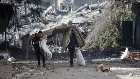 من دمار غزة، 13 أكتوبر (أحمد حصبالله/Getty)