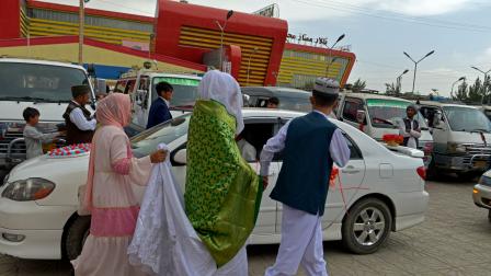 عادات الزواج متوارثة في أفغانستان (ساهيل أرمان/فرانس برس)