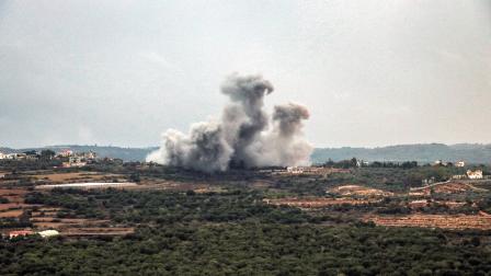 دخان قصف إسرائيلي في جنوب لبنان (فرانس برس)