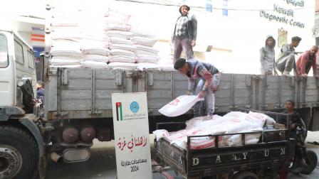 مساعدات إلى غزة من الهيئة الخيرية الأردنية الهاشمية في 2 إبريل 2023 (إكس)