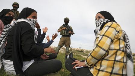 يشعر الفلسطينيون جميعهم بجروح غزة (حازم بدر/ فرانس برس) 