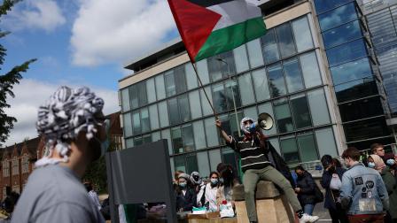 احتجاجات جامعة أكسفورد تضامناً مع فلسطين 23/5/2024 (إيزابيل إنفانتيس/رويترز)